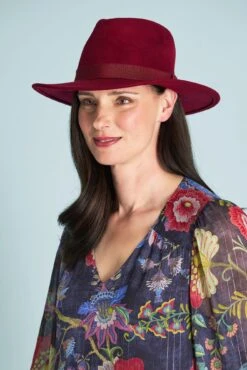 Burgundy Wool Felt Fedora 10 Burgundy Wool Felt Fedora -Blue Illusion 3A BURGUNDYWOOLFELTFEDORA0742edit