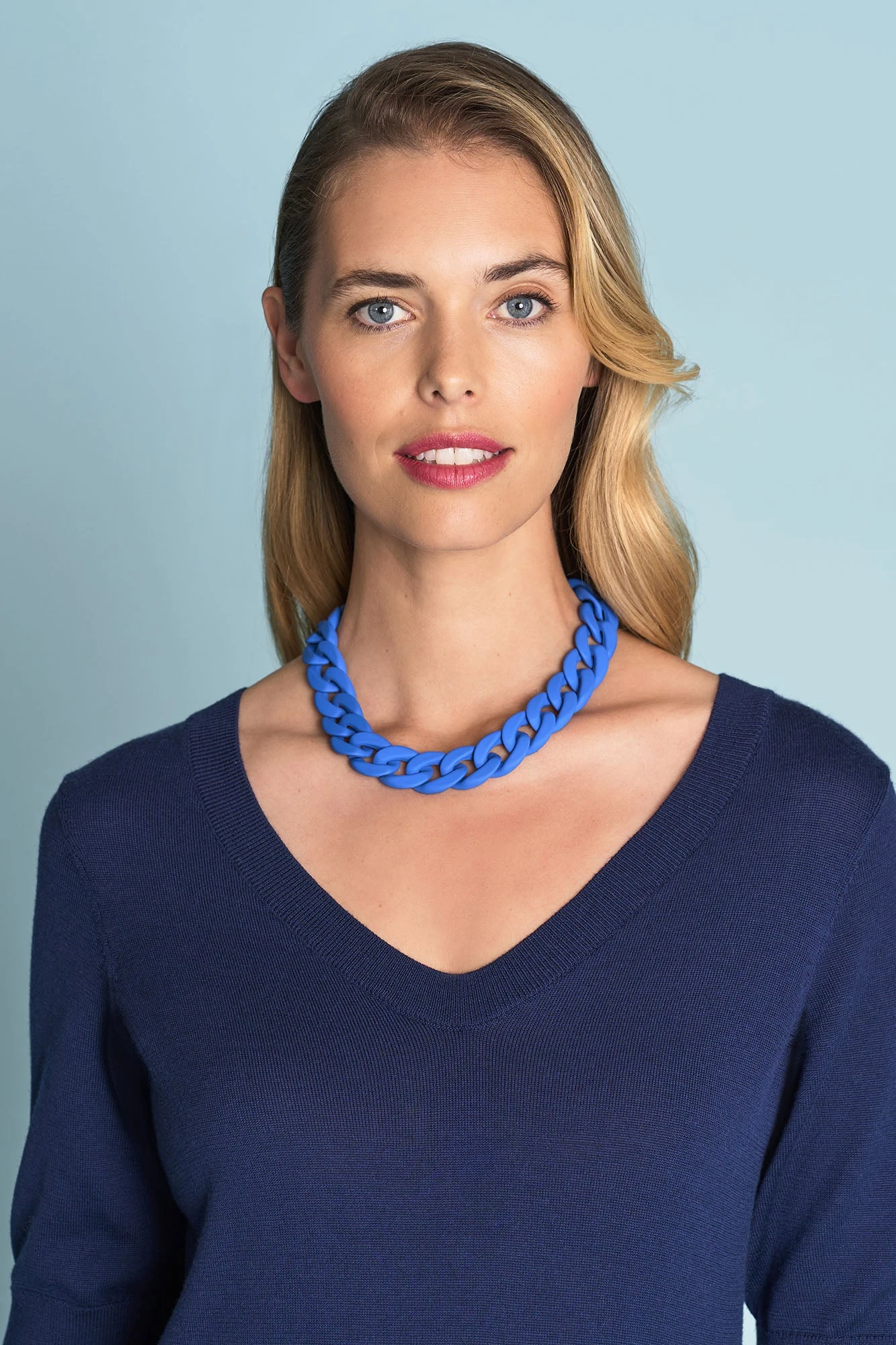 Cobalt Chain Necklace 4 Cobalt Chain Necklace - Image 2