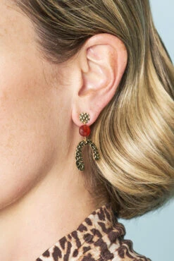 Agate Stone Earrings -Blue Illusion 5B HORSESHOEDROPEARRING0726edit crop