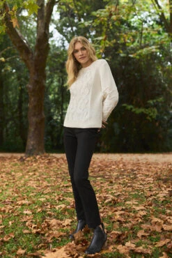 Cable Knit Diamante Jumper -Blue Illusion 6B 23.04.21.Blue .Illusion9396edit