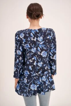 Printed Swing Top -Blue Illusion BUTTONSWINGTOPBACKedited