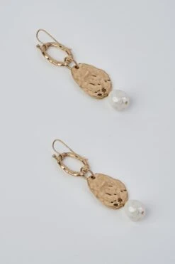 Hammered Metal Pearl Earrings -Blue Illusion HAMMEREDMETALPEARL00002