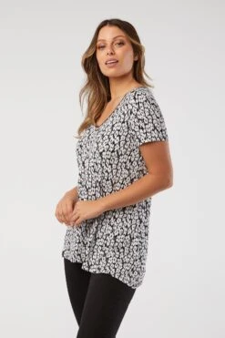 Trapeze V-Neck Tee -Blue Illusion JOTRAPEZEVNECKTSHIRT55edit