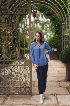 Clipped Jacquard Blouse -Blue Illusion WorkWear Campaign 1624edit crop