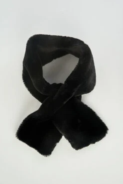 Black Faux Fur Collar 7 Black Faux Fur Collar -Blue Illusion blackfauxfur00001 edit