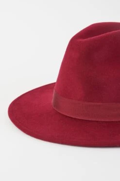 Burgundy Wool Felt Fedora 12 Burgundy Wool Felt Fedora -Blue Illusion burgundywoolfedora00005