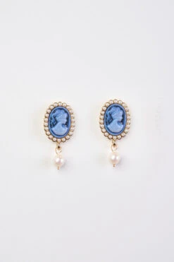 Cameo Earring
