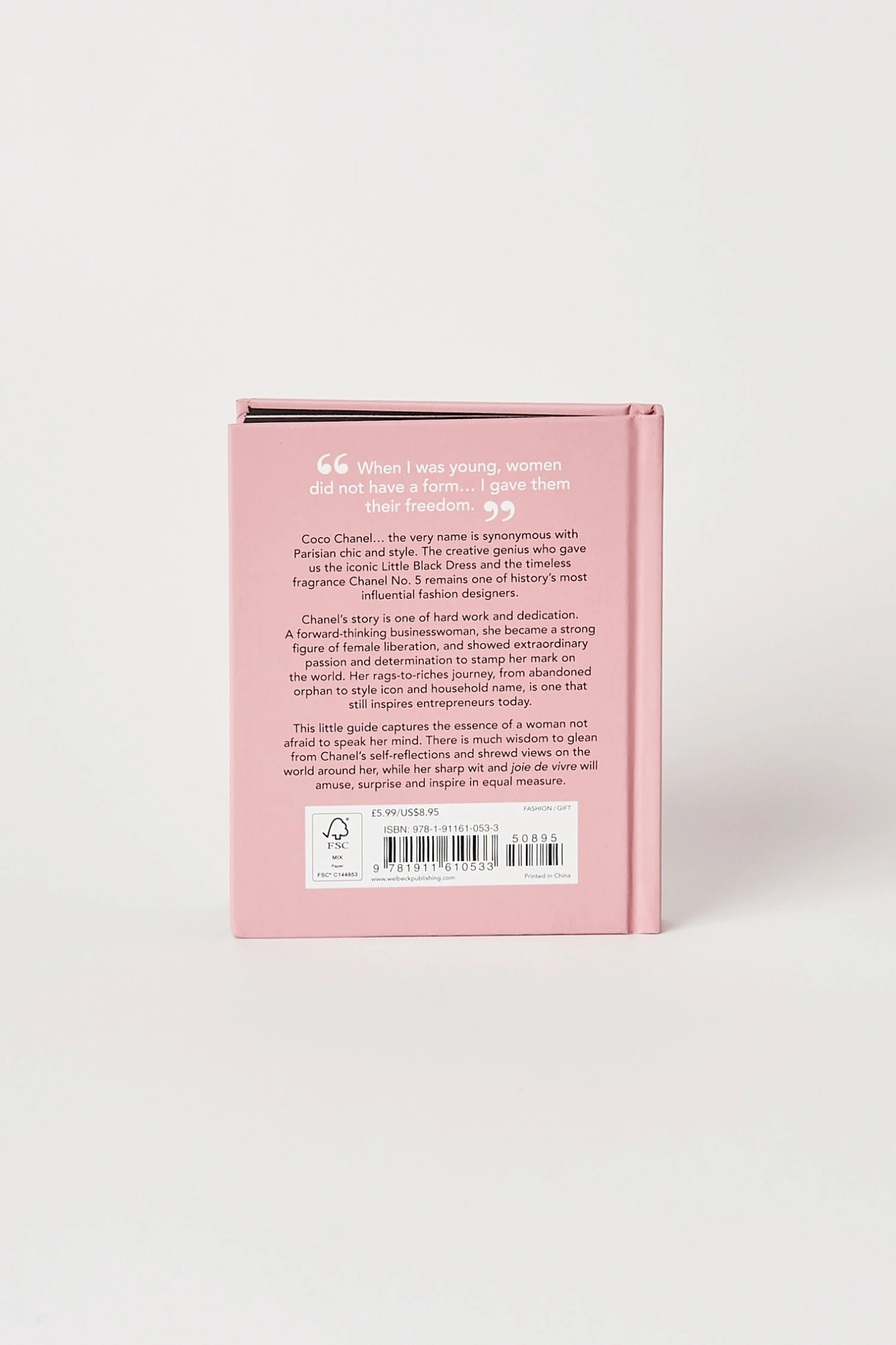 Little Guide To Coco Chanel 5 Little Guide To Coco Chanel - Image 3