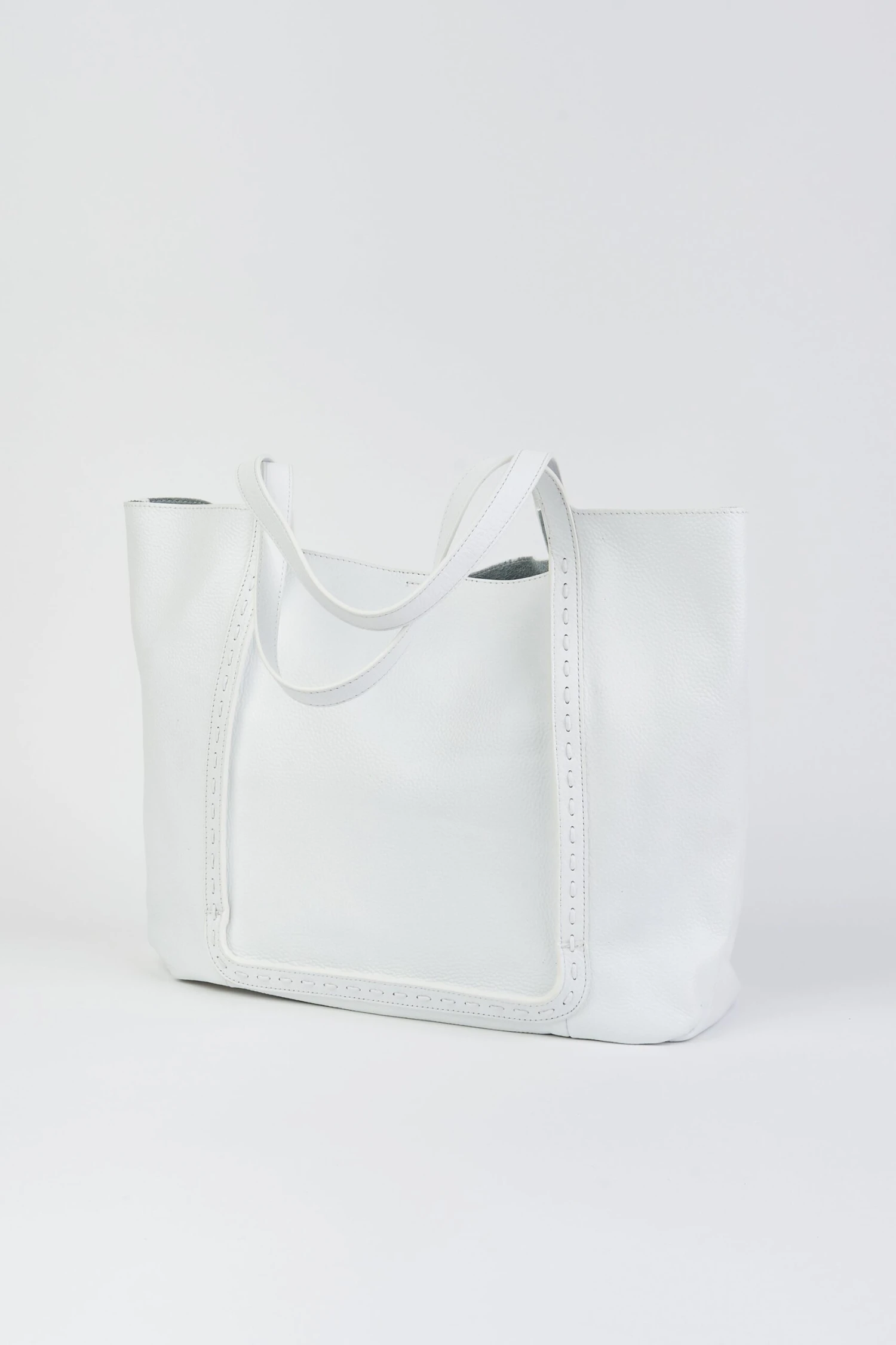 Classic Leather Tote 6 Classic Leather Tote - Image 4