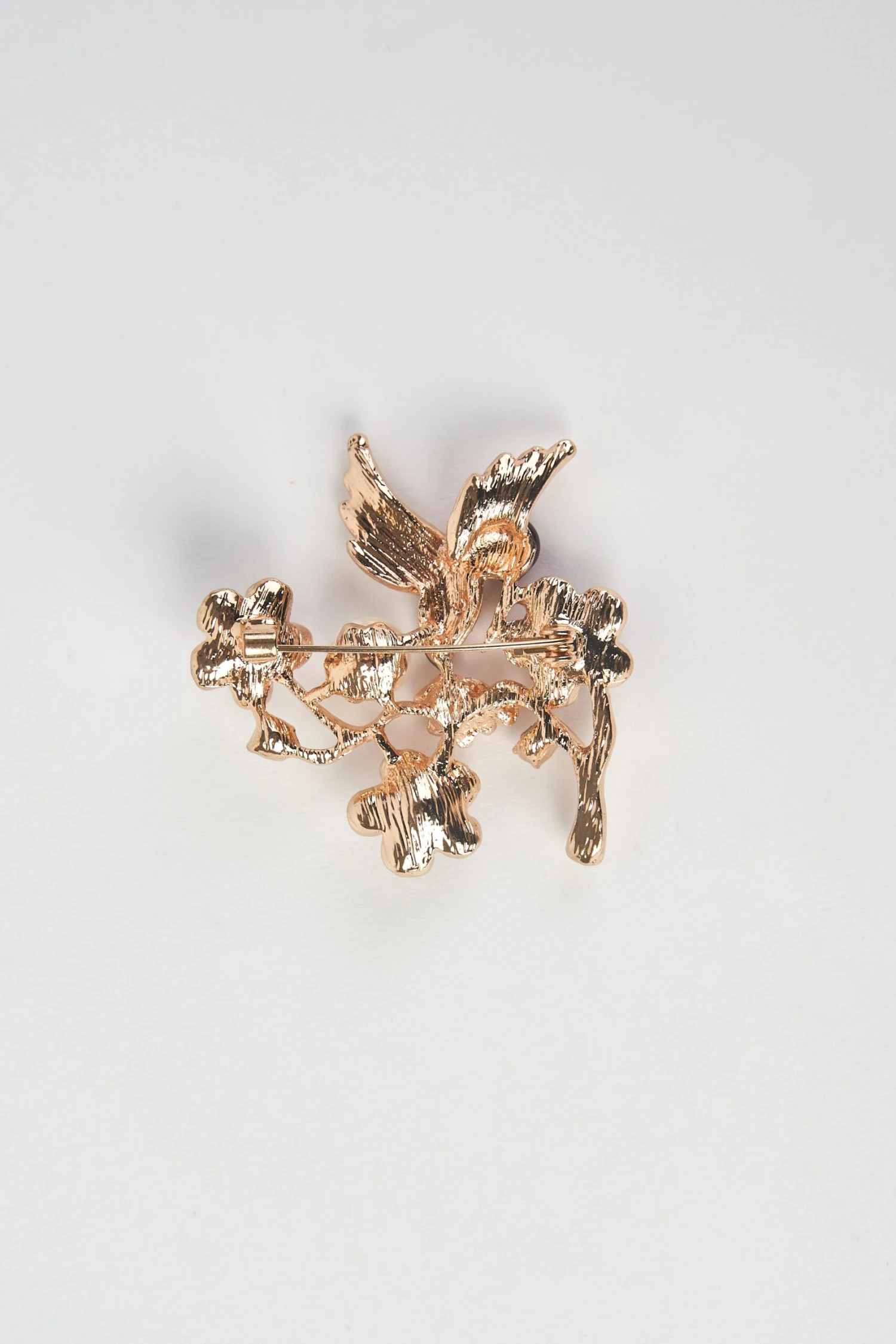 Hummingbird Poppy Brooch 5 Hummingbird Poppy Brooch - Image 3