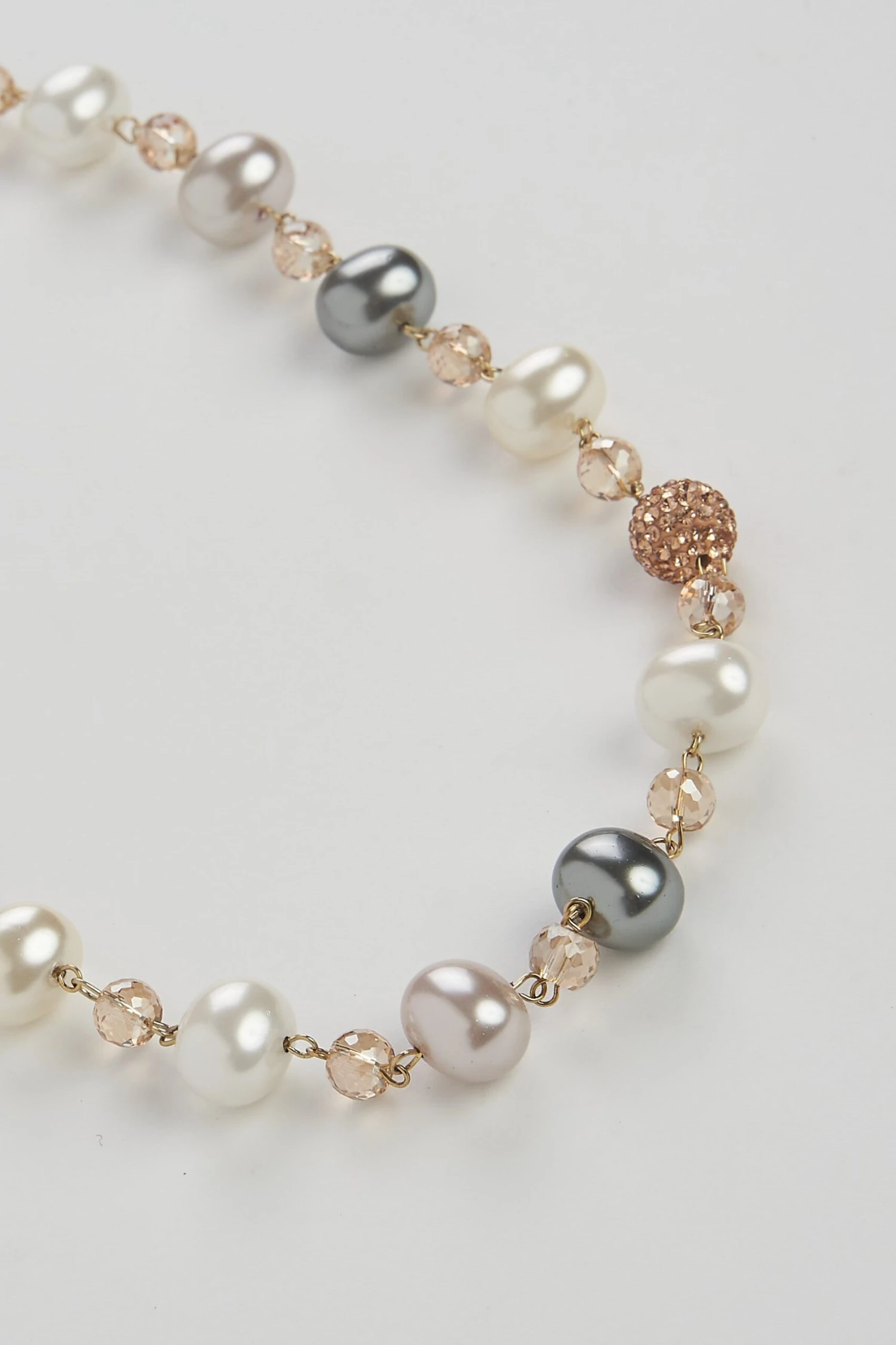 Multi Pearl Necklace 5 Multi Pearl Necklace - Image 3