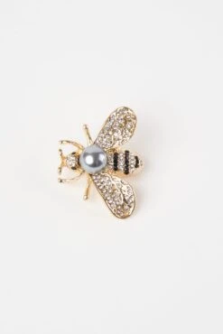 Pearl Bee Brooch 9 Pearl Bee Brooch -Blue Illusion pearlbeebrooch00001