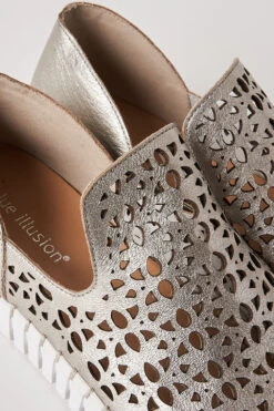 Piera Cut Out Plimsol -Blue Illusion pieracutoutplimsole2583 edit