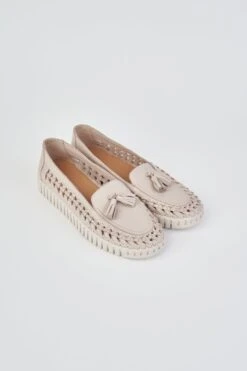 Porto Tassel Nude Loafer