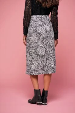 Twist Printed Skirt -Blue Illusion twistprintedskirt7305823edit