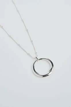 Vanessa Silver Pendant Necklace 5 Vanessa Silver Pendant Necklace -Blue Illusion vanessapendant00002