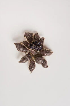 Viola Brooch